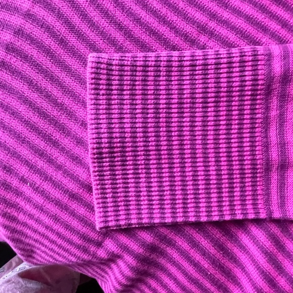 Tommy Hilfiger Large - Picture 7 of 8